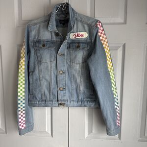 Rue21 Women’s Large Jean Jacket Rainbow Pride Checkered Sleeves Good Vibes‎ Crop